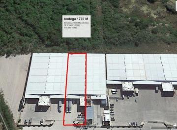 5d7410dbb2f5fbee7f878e7a0e6fb5522e2df679896c2039ae39ab572658fe62 · Bodega Renta 1500 m² con Oficinas Anden Techado Patio Maniobras en Yucatan.