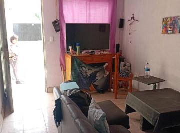 Casa · 120m² · 3 Recámaras · Casa con 2 Departamentos en Chicoloapan