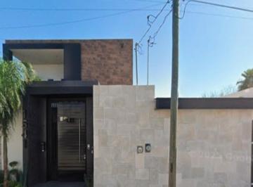 Casa de 5 habitaciones, Nuevo Laredo · Casa en Venta en Nuevo Laredo, Tamaulipas