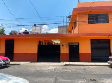 Casa de 7 habitaciones, Iztapalapa · Casa en Venta en Colonia Fuego Nuevo, Iztapalapa, Ciudad de México