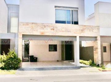 Casa · 173m² · 3 Recámaras · 2 Estacionamientos · Casa en Renta en Monterrey