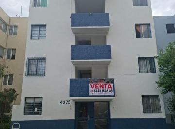 Departamento · 93m² · 3 Recámaras · 1 Estacionamiento · Planta Baja Sobre Av Galileo Galilei en Venta