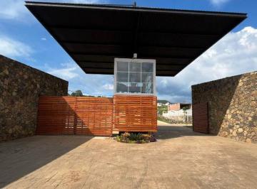Terreno / Lote , Cuernavaca · Terreno Plano de 180 m² Escriturado en Venta Cuernavaca Jardines de Zoquipa, Dentro de Fraccionamiento