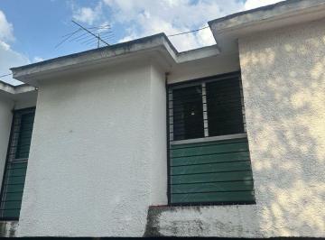 Casa de 4 habitaciones, Tlalnepantla de Baz · Venta de Casa en Los Pirules Tlalnepantla de Baz