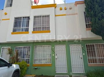 Casa · 67m² · 2 Recámaras · 1 Estacionamiento · Casa en Renta, Héroes, Sección 1