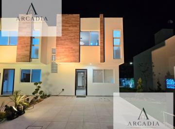 Casa · 126m² · 3 Recámaras · 2 Estacionamientos · Casa en Condominio San Gerardo