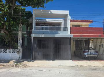 Casa · 170m² · 2 Recámaras · 1 Estacionamiento · Casa en Venta Ampliacion Unidad Nacional, Ciudad Madero