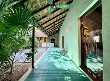 Casa · 455m² · 6 Recámaras · Casa en Venta en El Centro de Merida Rumbo de Santiago