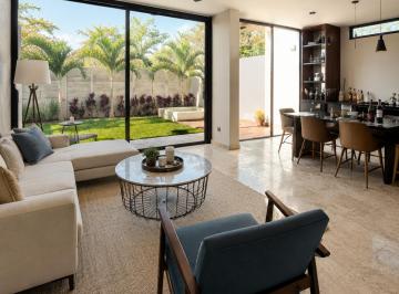 Casa de 3 habitaciones, Mérida · Casa en Venta en Enuma | Inversión con Inquilino Activo y Flujo Inmediato