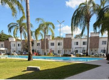 Casa de 3 habitaciones, Benito Juárez · Se Renta Casa Jardines del Sur 3 Mod. Flamboyan 3 Rec 3 Baños (Una en Pb) Frente Alberca y en Esqui