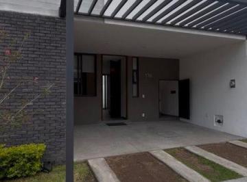Casa en condominio · 184m² · 4 Recámaras · 2 Estacionamientos · Casas en Renta, Sibaria Residencial, El Palomar, San José del Tajo, Guadalajara