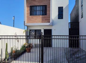 Casa en condominio de 3 habitaciones, Playas de Rosarito · Casa en Venta en Vizcaino Residencial en Rosarito