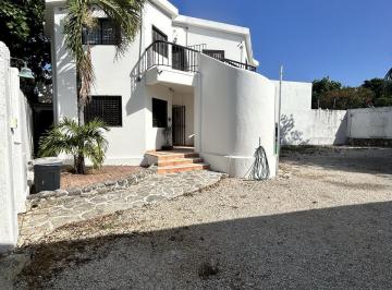 Terreno / Lote · 180m² · Terreno en Venta en Av 1 Sur Playa del Carmen