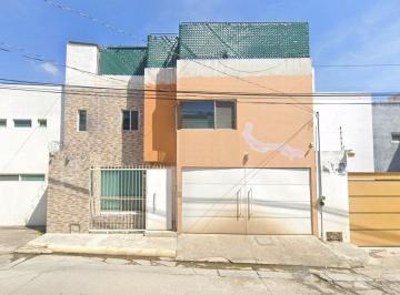 Casa de 4 habitaciones, Cuernavaca · Casa en Venta en Lomas del Tzompantle, Cuernavaca Morelos