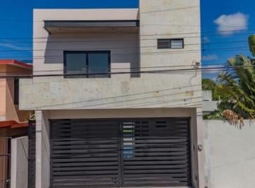 Casa · 287m² · 3 Recámaras · 2 Estacionamientos · Casa - Guadalupe