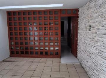 Casa de 4 habitaciones, Guadalajara · Casa en Renta en Residencial La Cruz, Guadalajara, Jalisco