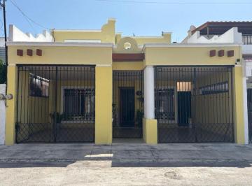 Casa · 3 Recámaras · 1 Estacionamiento · Casa en Renta Excelente Ubicación en Residencial Pensiones