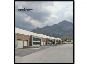 Bodega comercial · 1194m² · 4 Estacionamientos · Bodega en Renta Santa Catarina