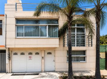 Casa de 4 habitaciones, Nezahualcóyotl · Casa Moderna Adjudicada en Neza, Se Muestran Papeles!