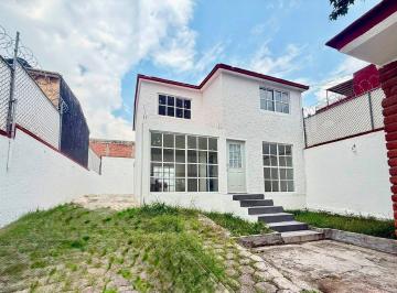 Casa · 100m² · 3 Recámaras · 5 Estacionamientos · Casa en Venta, Villas de La Hacienda, 3 Recámaras.