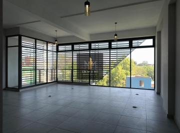 Oficina · 74m² · 1 Estacionamiento · Oficina en Renta, del Valle Norte | Vista Panorámica | 74 m² | Mantenimiento Incluido, Cdmx.