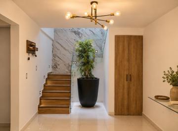 1 · Casa Premium Amueblada en Renta Para Empresas - San Nicolás