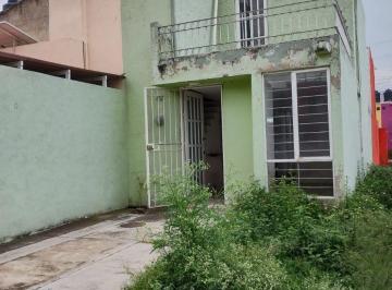 Casa de 2 habitaciones, San Pedro Tlaquepaque · Casa en Venta Haciendas de San Jose en Esquina con Recamara en Planta Baja