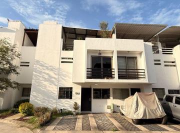 Casa de 3 habitaciones, Zapopan · Casa en Renta en Coto Cañada San Lorenzo