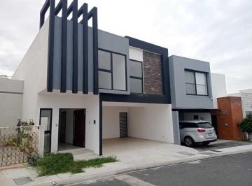 Casa de 3 habitaciones, Alvarado · Casa con Alberca en Venta en Lomas de La Rioja. Alvarado, Veracruz
