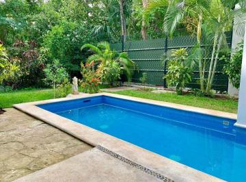 Casa de 3 habitaciones, Solidaridad · Casa con Alberca y Jardin Privado en Playacar