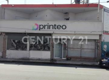 Local comercial · 442m² · Local en Venta en Av Félix U. Gómez en Col. Moderna, Mty