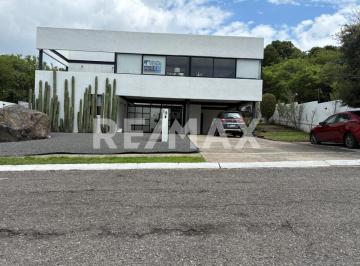 Casa en condominio · 765m² · 3 Recámaras · 6 Estacionamientos · Casa en Venta Vista Real - (4)