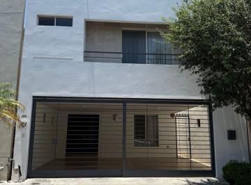 Casa de 3 habitaciones, General Escobedo · Casa en Renta Misión de Anáhuac