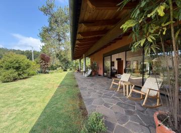 Casa · 300m² · 3 Recámaras · 4 Estacionamientos · Casa en Renta en Cerro Gordo