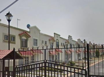 Casa de 3 habitaciones, Huehuetoca · Casa en Venta en Priv. Alarcia, Urbi Villa del Rey, Huehuetoca Estado de México Cl