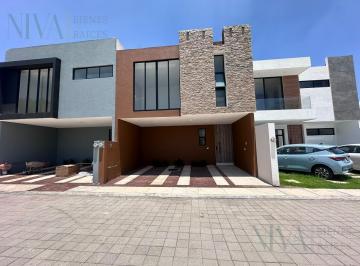 Casa · 130m² · 3 Recámaras · 2 Estacionamientos · Casa en Venta en Residencial Cuatro Vientos
