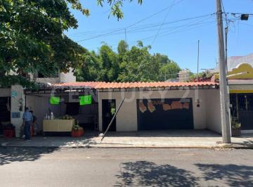 Casa · 100m² · 1 Recámara · 2 Estacionamientos · Casa en Venta en Av del Campesino