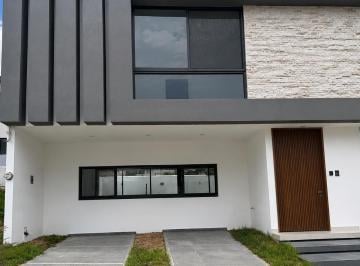 Casa de 3 habitaciones, León · Venta de Casa Nueva en Lomas del Molino 3