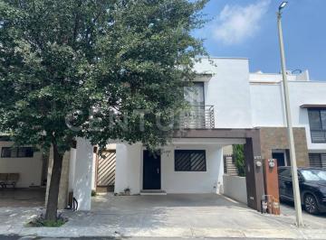 Casa · 164m² · Casa en Renta Valle de Las Cumbres, Privada Everest, Garcia