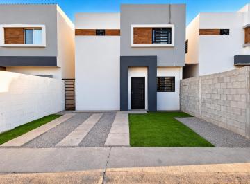 N/A · Renta Esta Amplia y Acogedora Residencia Moderna Pet Friendly 🐾 en Residencial Terranova