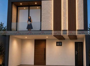 Casa · 350m² · 3 Recámaras · 3 Estacionamientos · Casa en Venta en Piedra de Fierro