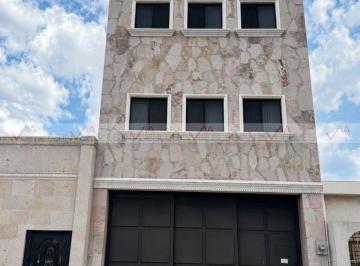 Edificio · 890m² · 11 Recámaras · 7 Estacionamientos · Edificio en Renta en Monterrey