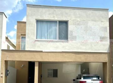 Casa · 173m² · 3 Recámaras · 2 Estacionamientos · Casa en Venta en Monterrey