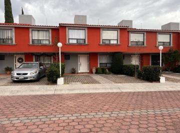 Casa · 175m² · 3 Recámaras · 2 Estacionamientos · Renta Casas Amuebladas Juriquilla Queretaro Blvd Universitario