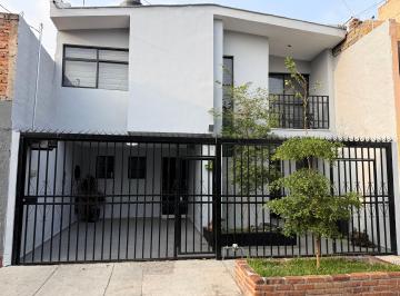 Casa de 3 habitaciones, Zapopan · Casa Remodelada en El Vigía, 3 Recámaras y Equipada Para Airbnb