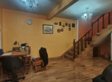 Casa · 248m² · 6 Recámaras · 1 Estacionamiento · Casa en Venta en Jardines de Aragon, Ecatepec