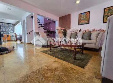 Foto · Casa - Venta