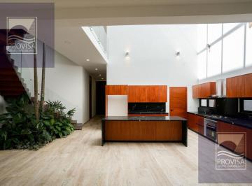 Casa · 524m² · 4 Recámaras · 2 Estacionamientos · Casa - Selvamar
