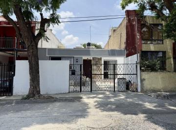 82b96adbd3abb74b6a94f70344a258589421312f73e160af4956351782b48900 · Casa en Renta, Una Sola Planta, Jardines Alcalde, Guadalajara