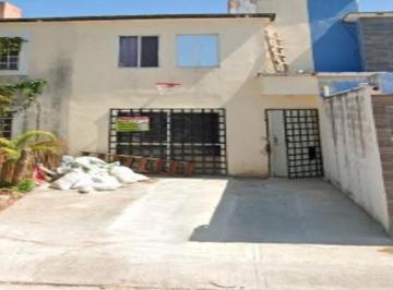 Casa de 2 habitaciones, Cancún · Casa de 2 Niveles con 84 M²de Superficie de Terreno en Venta en Hacienda Real del Cari